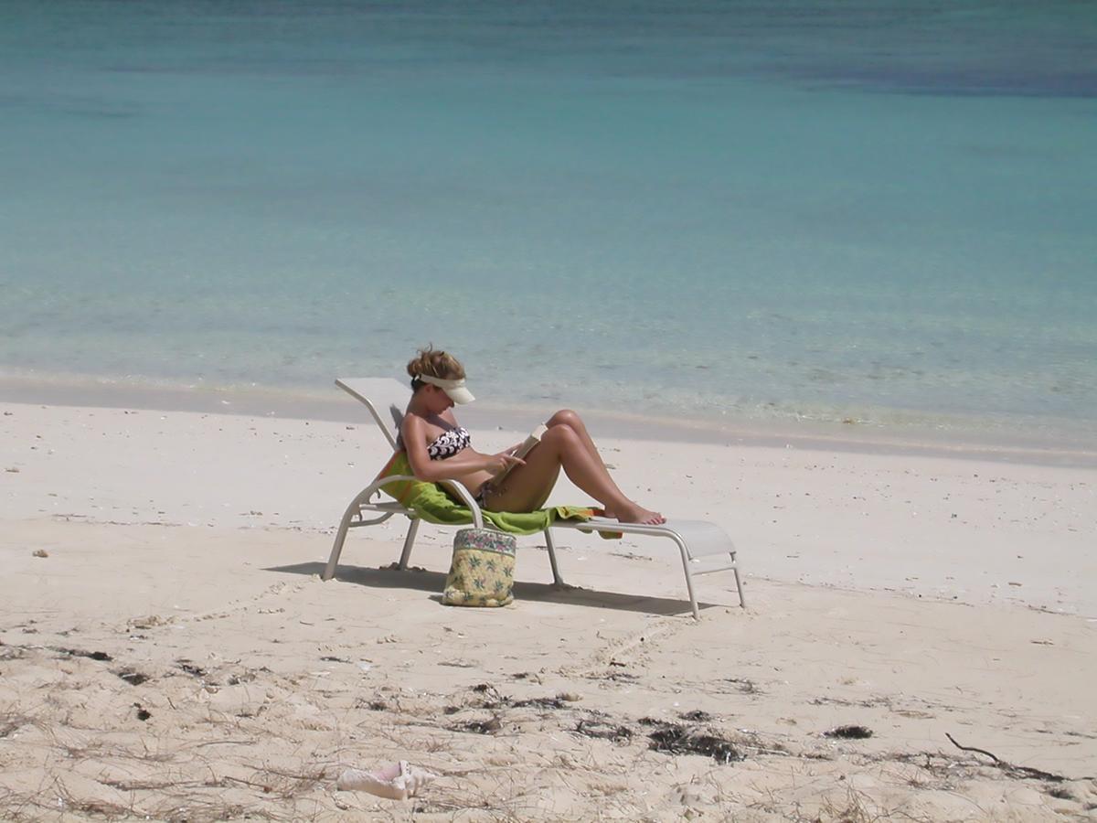 Hollywood Beach Suites Turks And Caicos Whitby Zewnętrze zdjęcie
